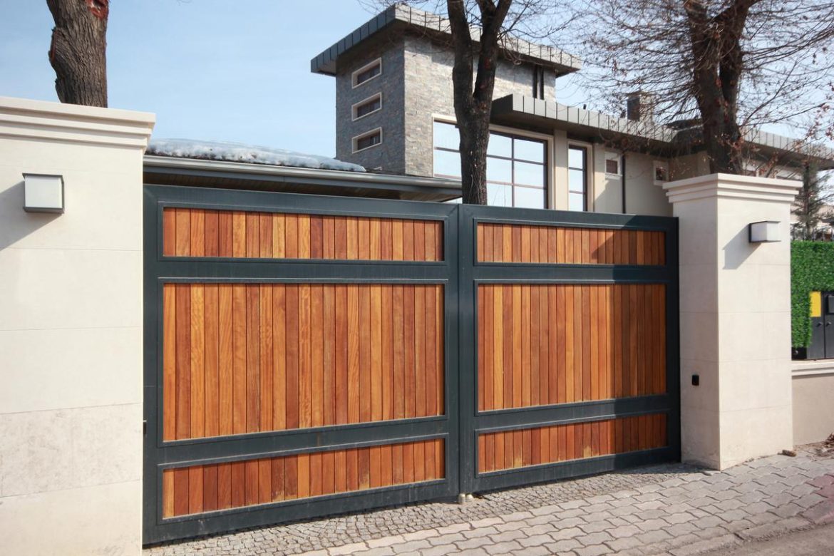 Maintaining Your Commercial Electric Driveway Gate: Advice for Longevity and Function