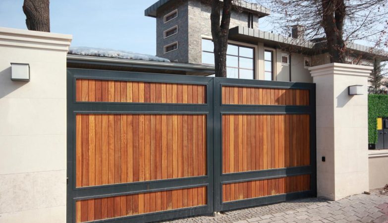 Maintaining Your Commercial Electric Driveway Gate: Advice for Longevity and Function